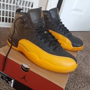 Black and yellow jordans
